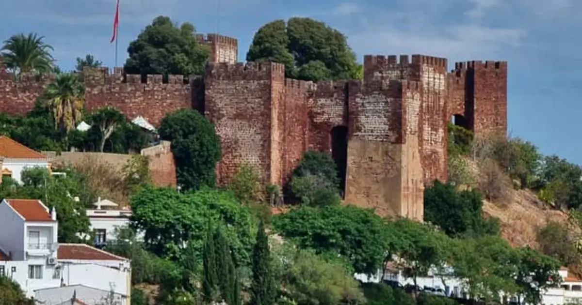 Silves-muralhas-castelo